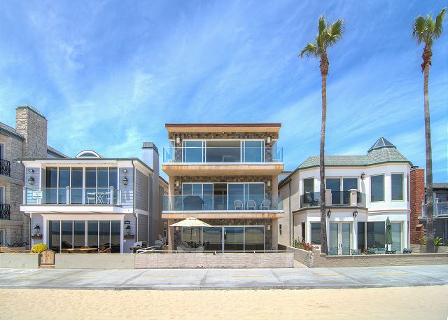 Building Photo - 1712 W Oceanfront