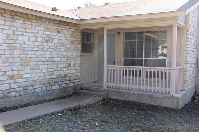 Building Photo - 11611 Rustic Rock Dr