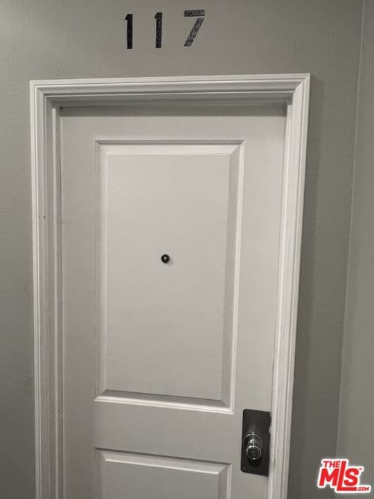 Foto principal - 117 E 45th St