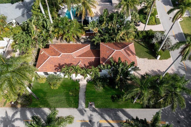 Foto del edificio - 2111 Regatta Ave
