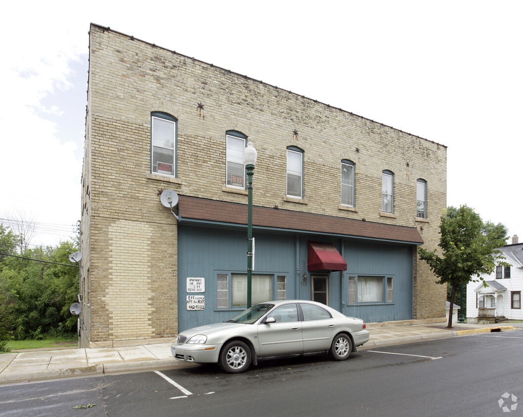 110 Elm St W, Norwood Young America, MN 55368 Apartments in Norwood