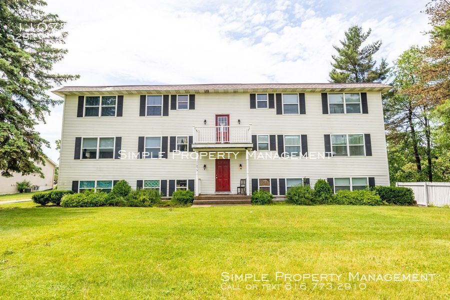 Primary Photo - Nice 2 Bed 1 Bath Close to GVSU