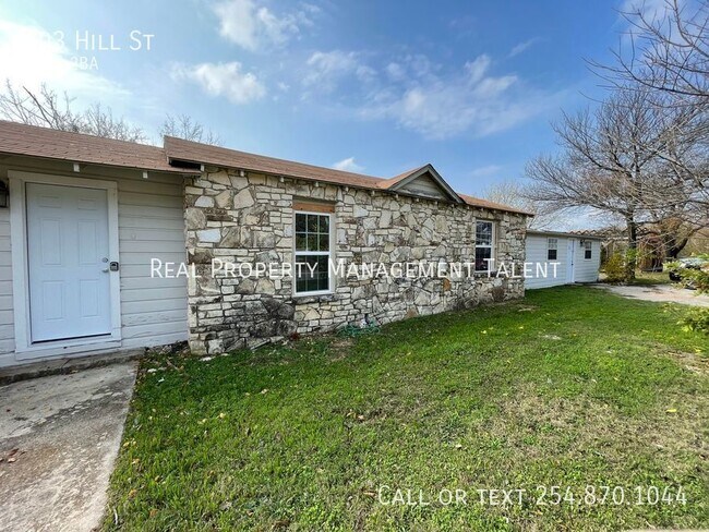 Building Photo - 3 Bedroom, 2 Bathroom Home for Rent in Cop...