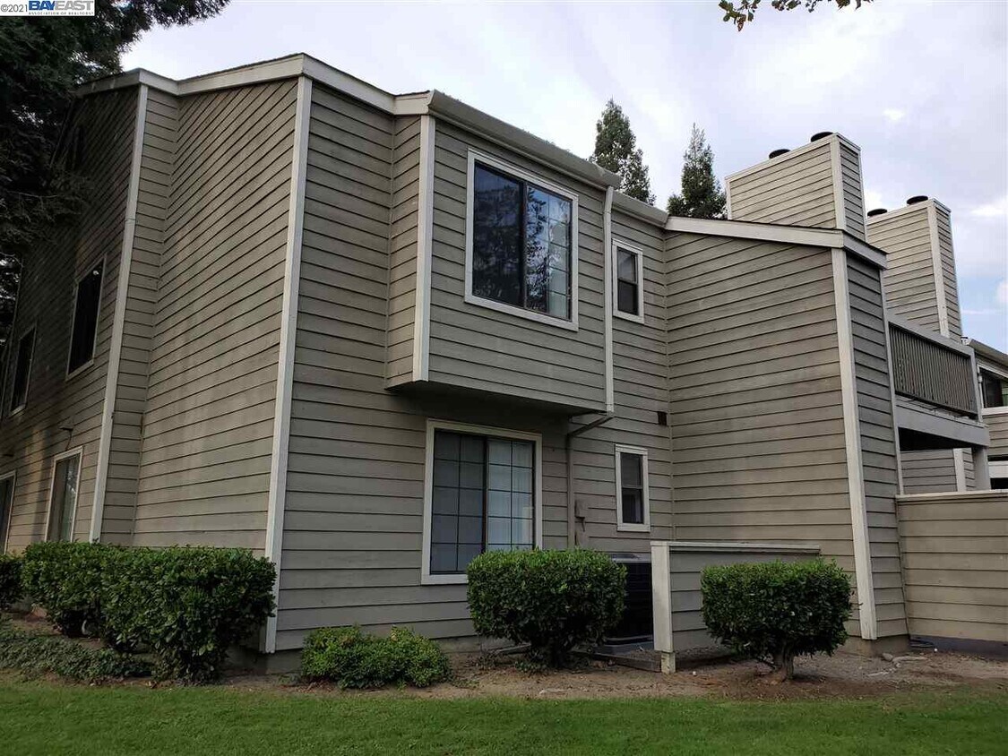 Foto principal - 383 Eastridge Dr