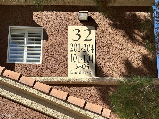 Building Photo - 3805 Ormond Beach St