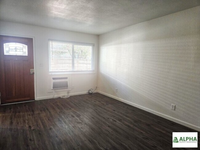 Foto del edificio - Fresh Remodel