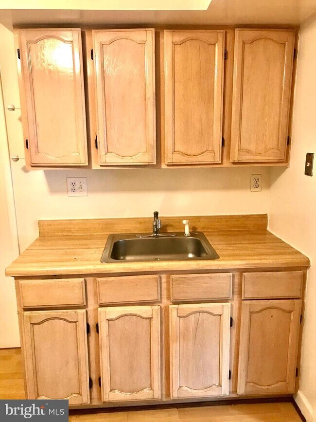 Building Photo - 2815 Bass Ct