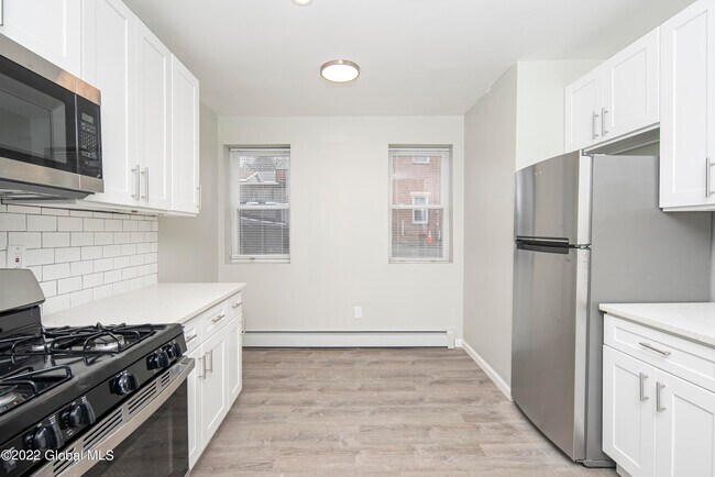 Building Photo - 2326 15th St