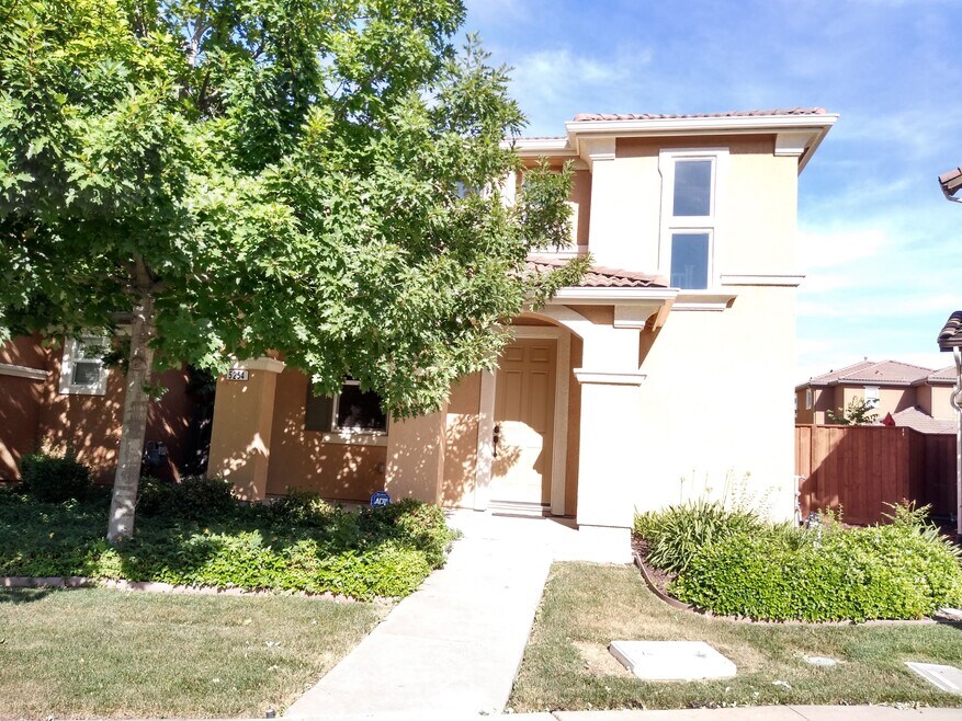 5254 Moonlit Bay Way