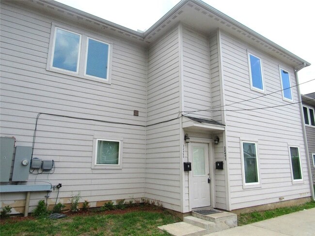 Foto del edificio - 3249 Dixie Dr