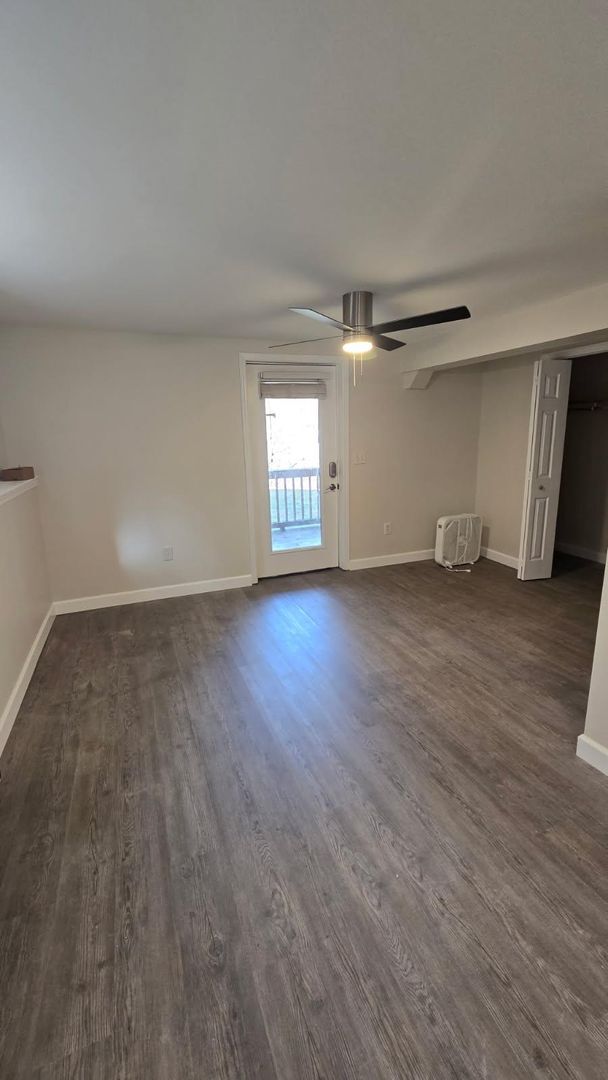 Building Photo - 1 br 1 ba 2 miles from WCU