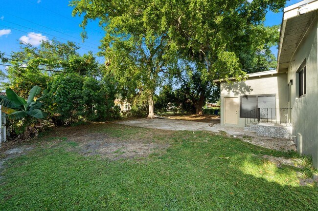 Photo - 1300 NW 90th St House