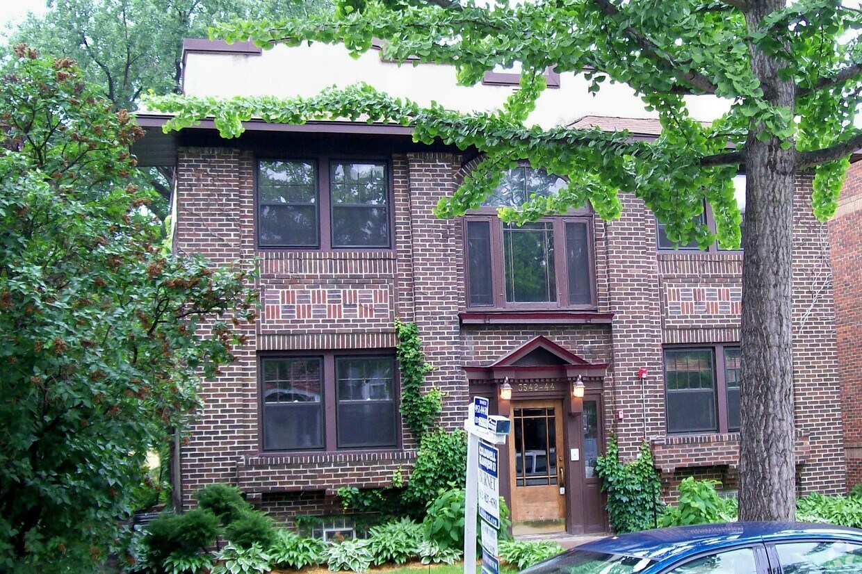 Building Photo - 3542-3546 Emerson Ave S
