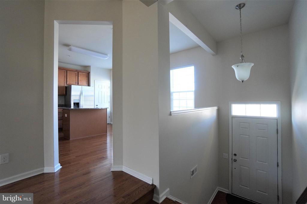 1710 Beacon Ln, Warrington, PA 18976 Townhome Rentals in Warrington