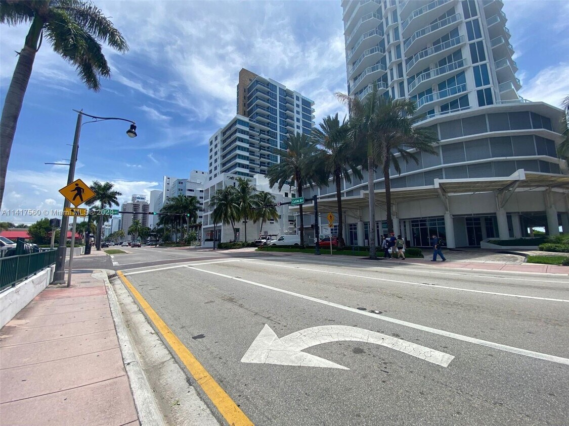 Primary Photo - 6490 Collins Ave