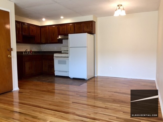 Foto del edificio - 7515 Ditmars Blvd