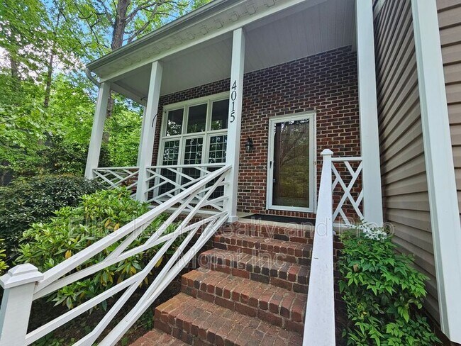 Foto del edificio - 4015 Brownes Ferry Rd