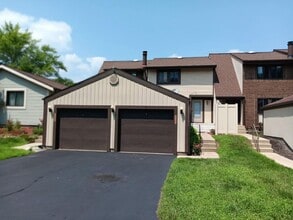 Building Photo - 6106 Persimmon Tree Ct