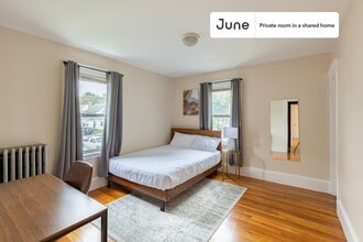 Building Photo - Room in Shared 5 bed/2 bath home