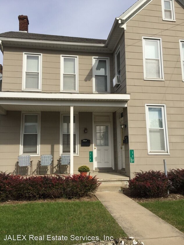 Primary Photo - 113 N Earl St