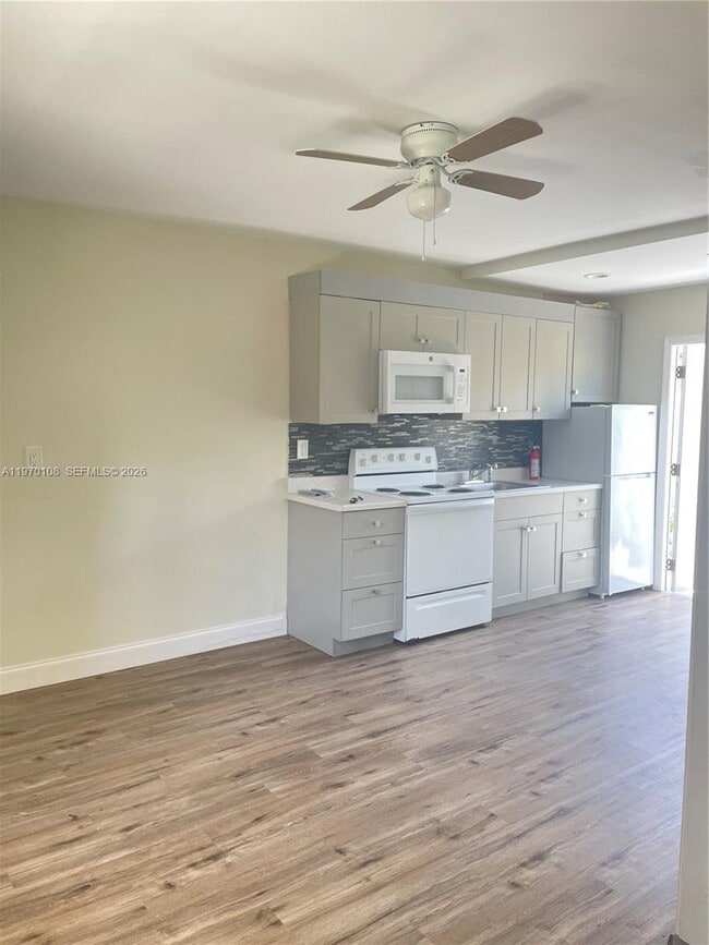 Building Photo - 1935 Liberty St