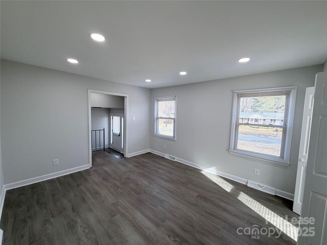 Foto del edificio - 6207 Eagle Peak Dr