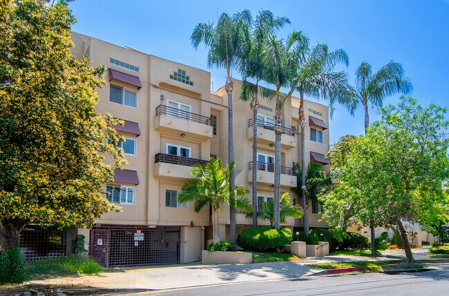 Foto del edificio - 14290 Dickens St