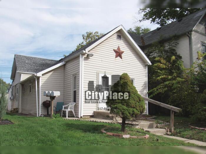 Photo - 318 Parkway Ave Unit C Indpls, IN 46225