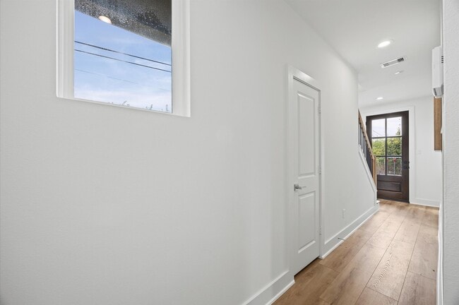 Building Photo - 5107 Avenue J