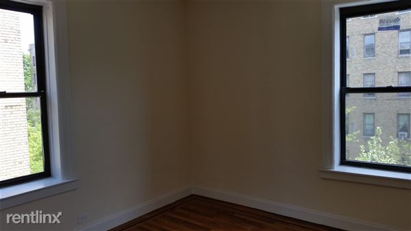 Building Photo - 35 Saint Nicholas Ter