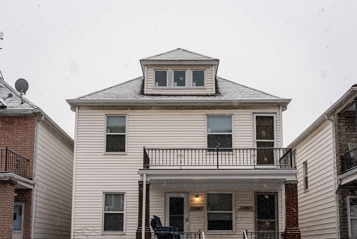 3426 Evaline St Unit 3426 V 5/4/24 (T), Hamtramck, MI 48212 Room