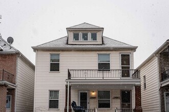 Building Photo - 3426 Evaline St