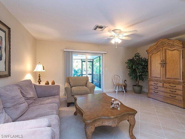 Building Photo - 1485 Curlew Ave