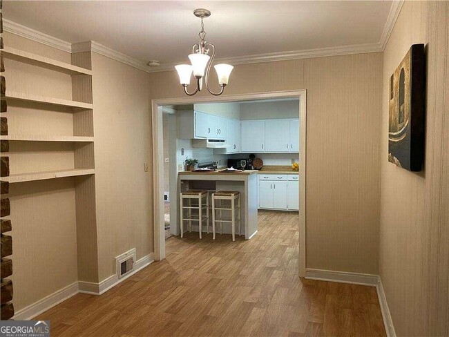 Foto del edificio - 2717 Redding Rd NE