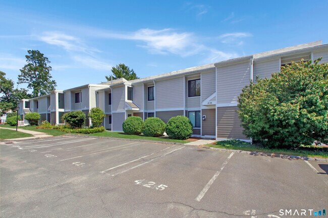 Foto del edificio - 48 Lawson Ln