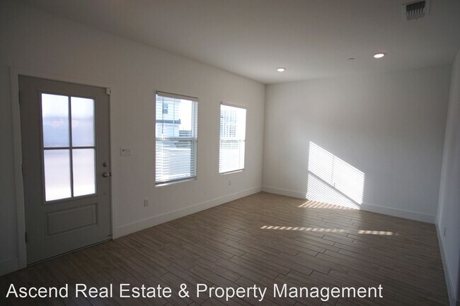 Foto del edificio - 5 br, 4 bath House - 9000 Lily Crest Way