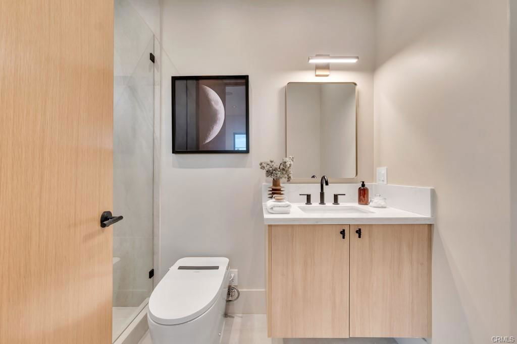 Foto principal - 6238 Babcock Ave