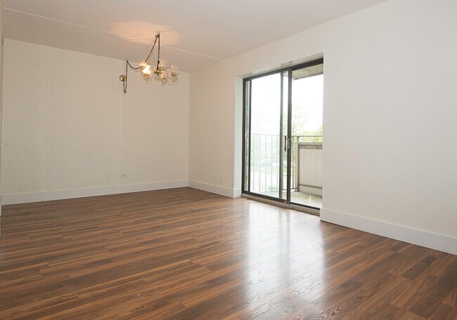 Building Photo - 1463 Mercury Dr
