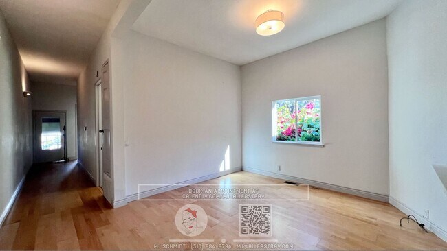 Foto del edificio - Spacious 2 bedroom with large storage room...