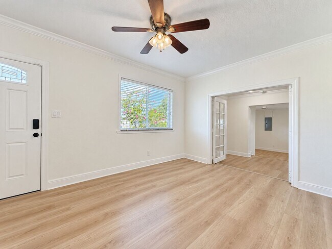 Building Photo - 2714 W Palmetto St