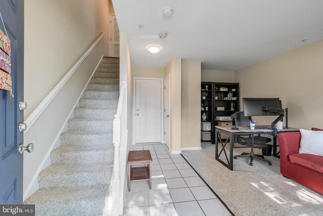 Building Photo - 21800 Flanders Ct