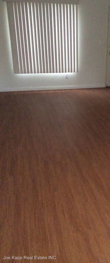 Foto del edificio - 8521 Truckee Dr
