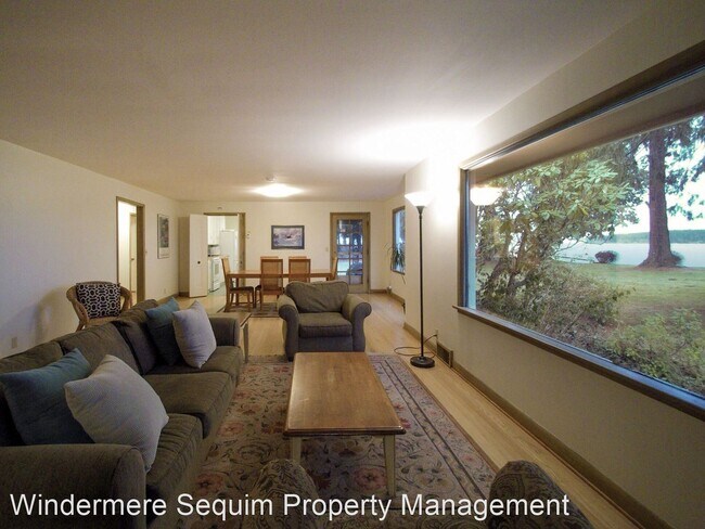Building Photo - 3 br, 2 bath House - 2209 W. Sequim Bay