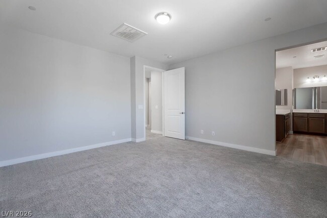 Building Photo - 10620 Carnes Ave