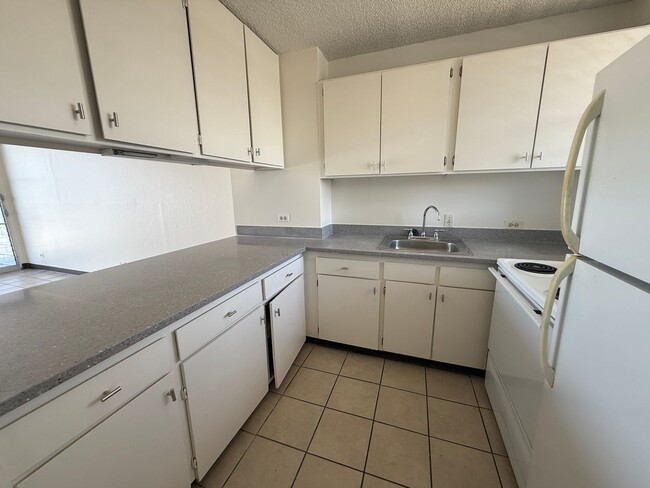 Building Photo - Kauhale in Aiea 2 bedroom 1 bath with 1 assigned parking stall