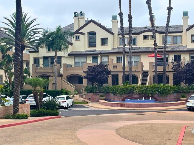 Foto del edificio - 12604 Carmel Country Rd