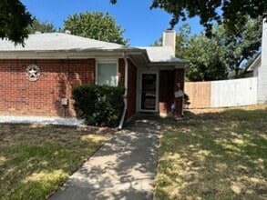 Building Photo - 5812 Falconcrest Dr