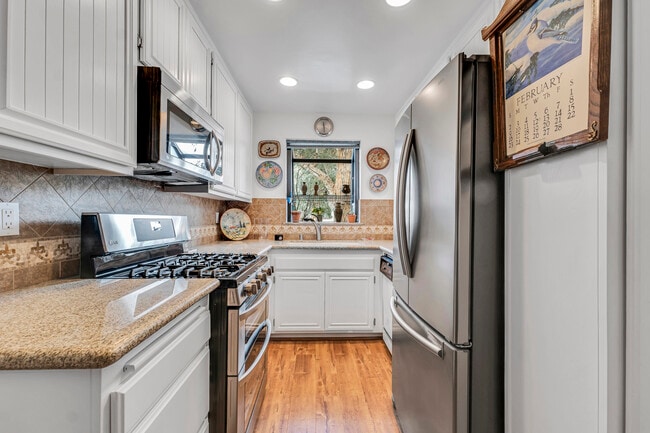 Foto del edificio - 28010 Tiffany Ln