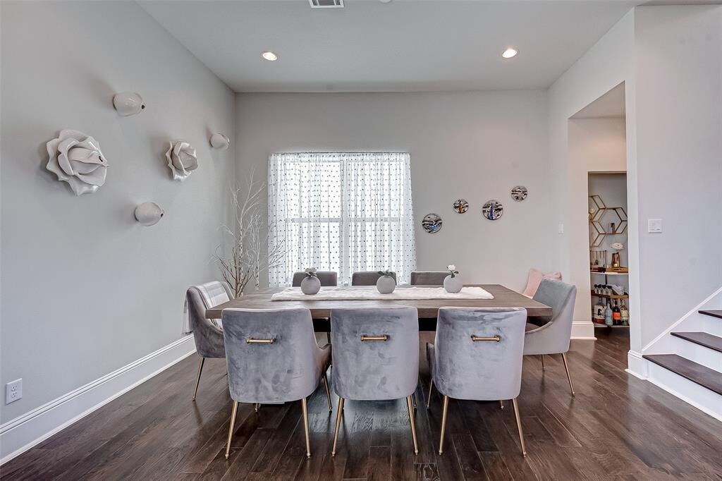 Foto principal - 1256 N Post Oak Rd