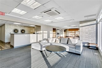 Building Photo - 150 S Las Vegas Blvd